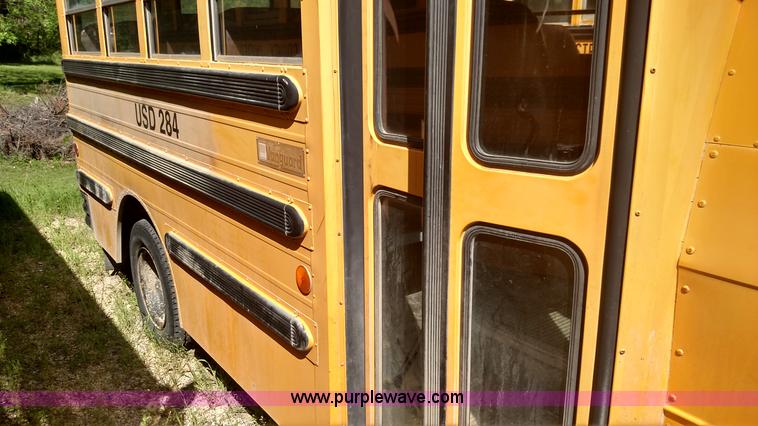 image for item F7746 1990 GMC Vandura G3500 bus