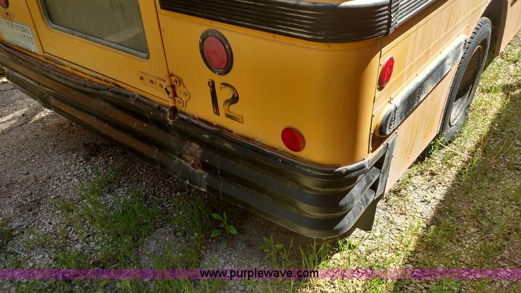image for item F7746 1990 GMC Vandura G3500 bus