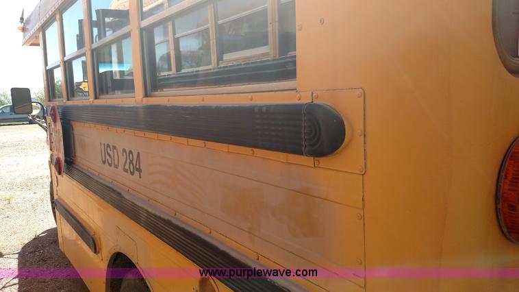 image for item F7746 1990 GMC Vandura G3500 bus