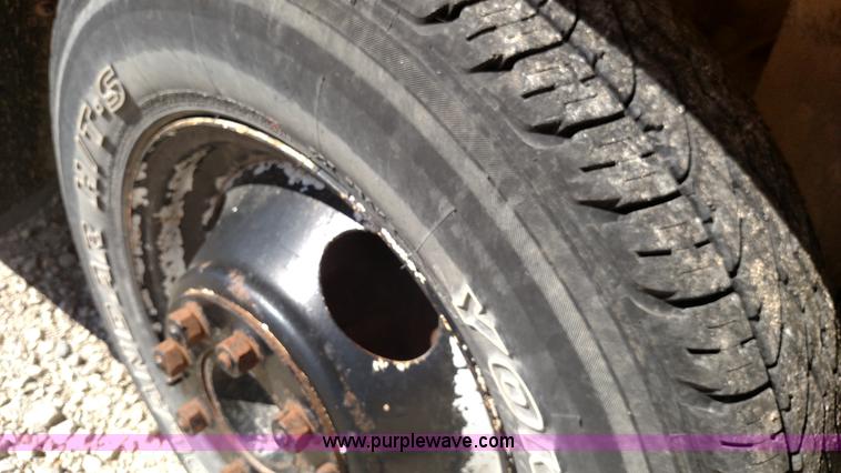 image for item F7746 1990 GMC Vandura G3500 bus