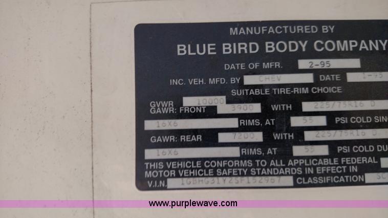 image for item F7747 1995 Chevrolet G30 bus