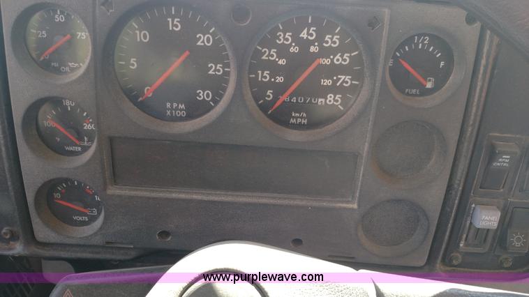 image for item F7748 1999 Freightliner FS65 bus