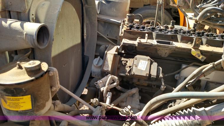 image for item F7748 1999 Freightliner FS65 bus