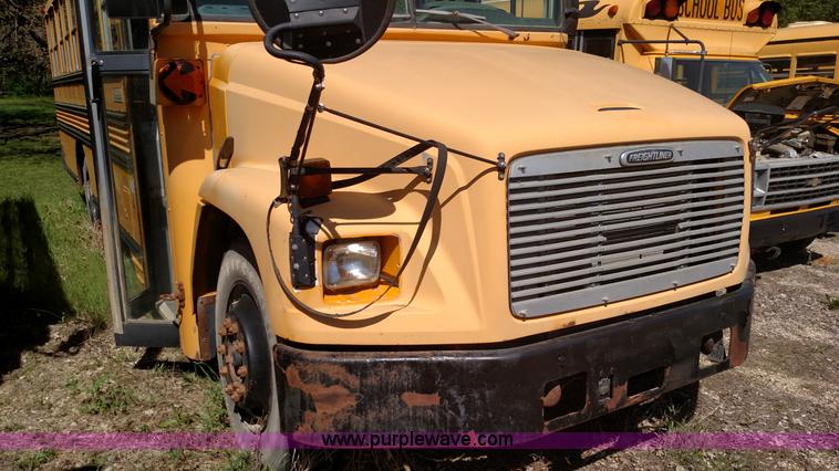 image for item F7748 1999 Freightliner FS65 bus