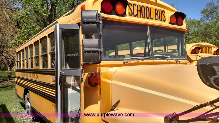 image for item F7748 1999 Freightliner FS65 bus