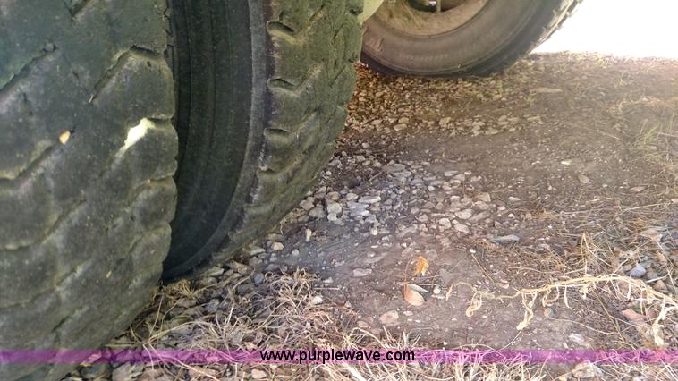 image for item F7748 1999 Freightliner FS65 bus