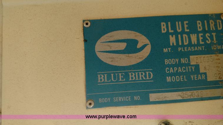 image for item F7749 1992 Ford B700 school bus