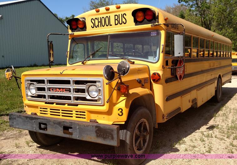 image for item F7750 1990 GMC 6000 school bus