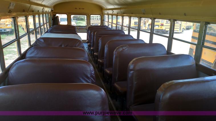 image for item F7750 1990 GMC 6000 school bus