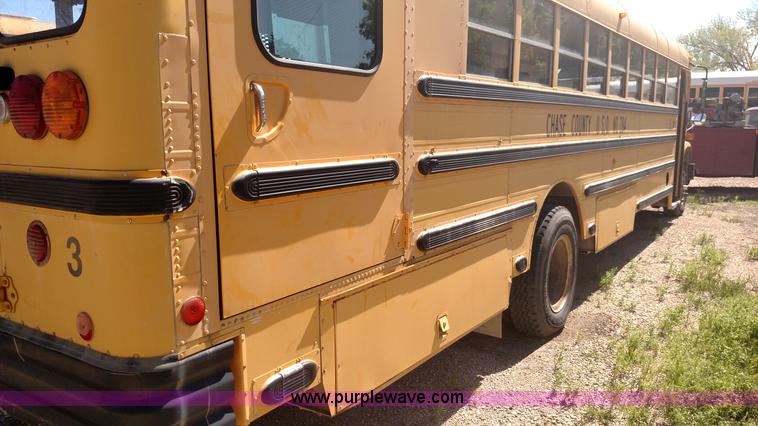 image for item F7750 1990 GMC 6000 school bus