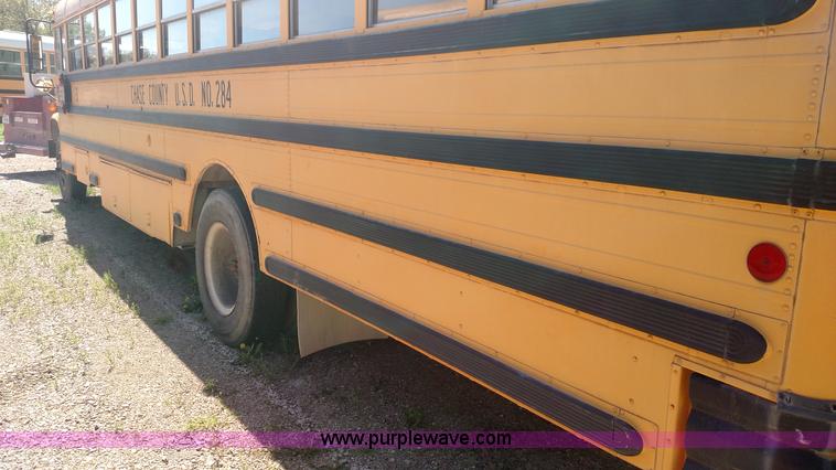 image for item F7750 1990 GMC 6000 school bus