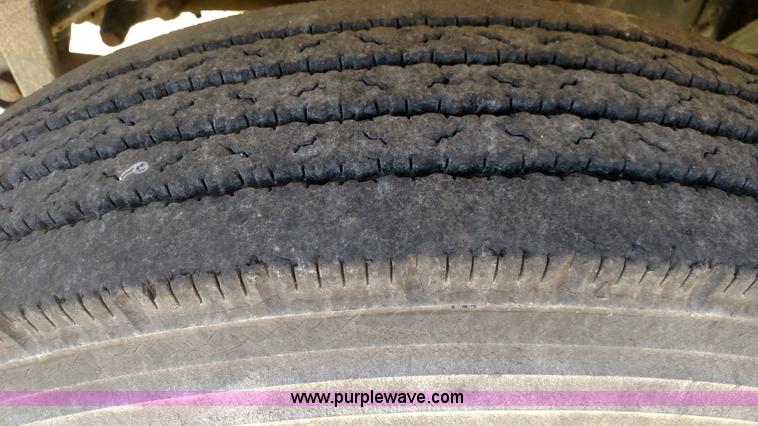 image for item F7750 1990 GMC 6000 school bus