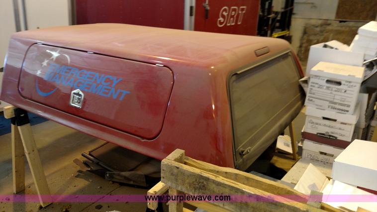 image for item F7756 Topper