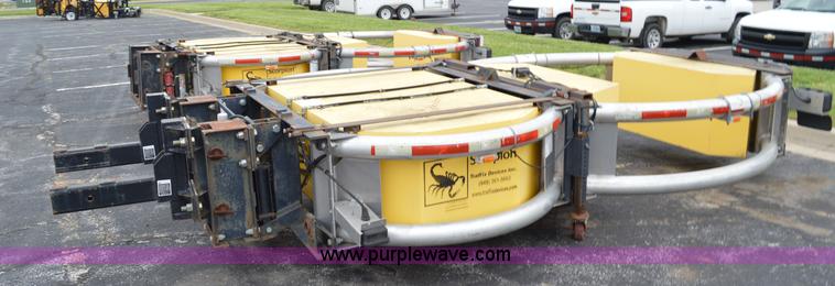 image for item G3519 Scorpion crash attenuator