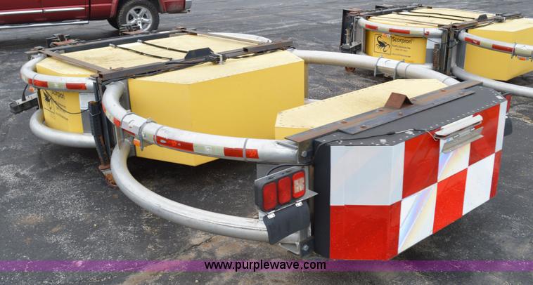 image for item G3519 Scorpion crash attenuator