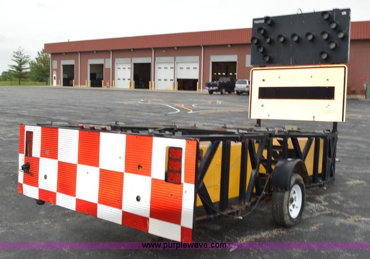 image for item G3520 Crash attenuator