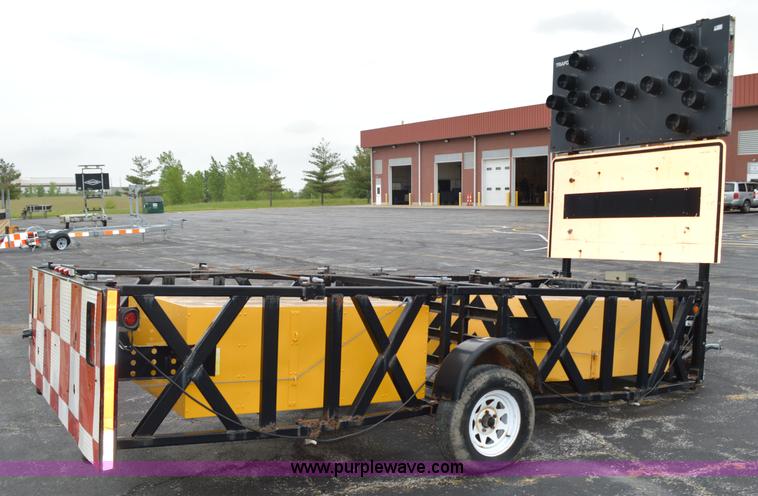 image for item G3520 Crash attenuator