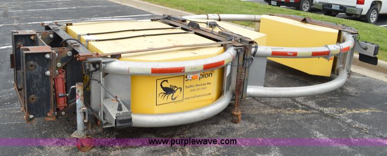 image for item G3521 Scorpion crash attenuator