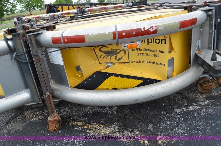 image for item G3521 Scorpion crash attenuator