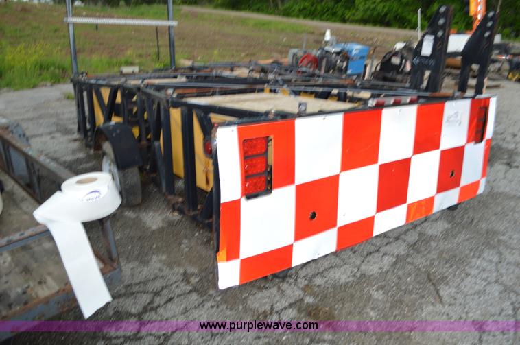 image for item G3546 Crash attenuator