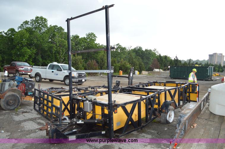 image for item G3546 Crash attenuator