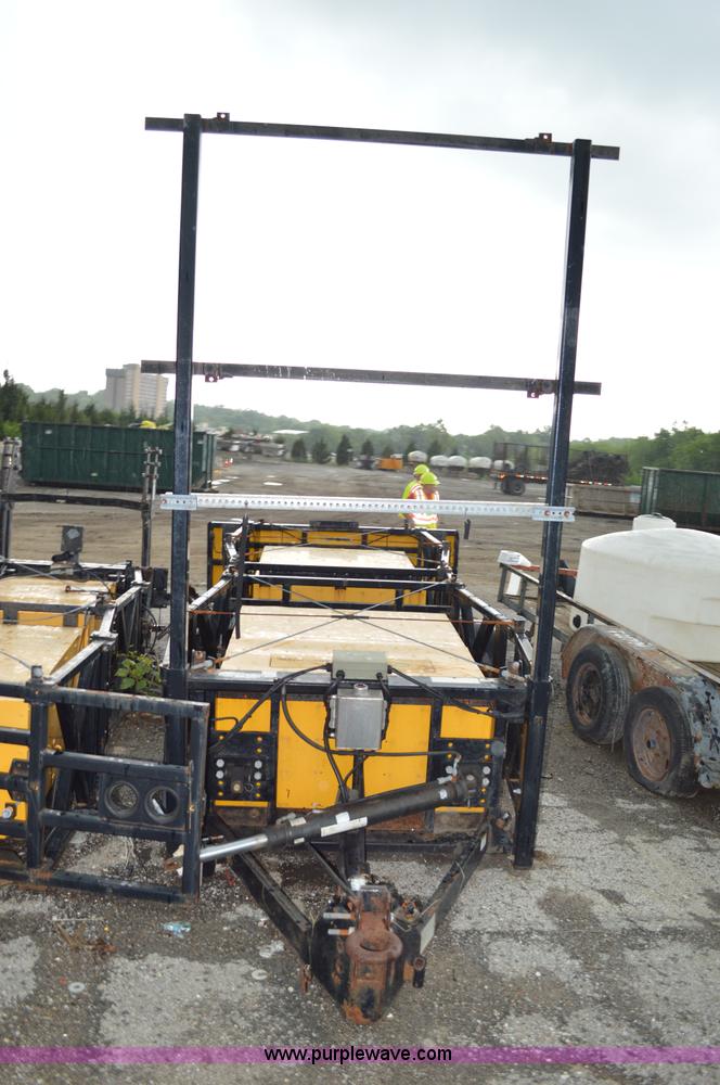 image for item G3546 Crash attenuator