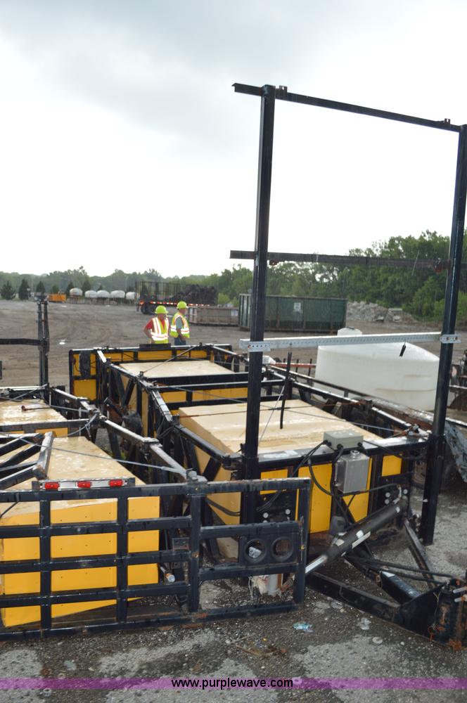 image for item G3546 Crash attenuator