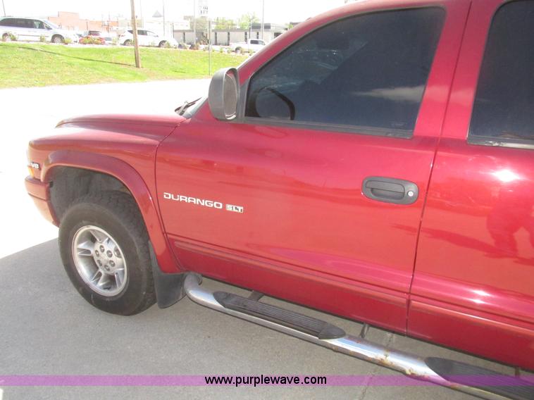 image for item H4652 1999 Dodge Durango SUV