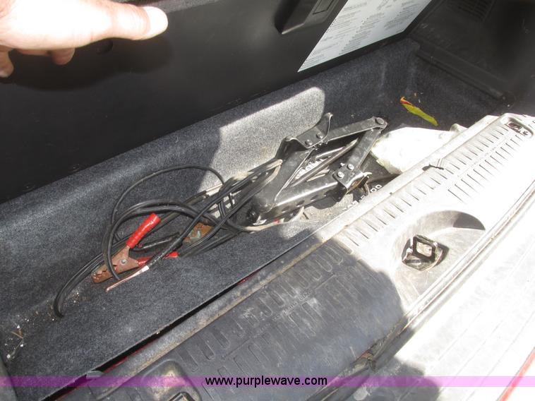 image for item H4652 1999 Dodge Durango SUV