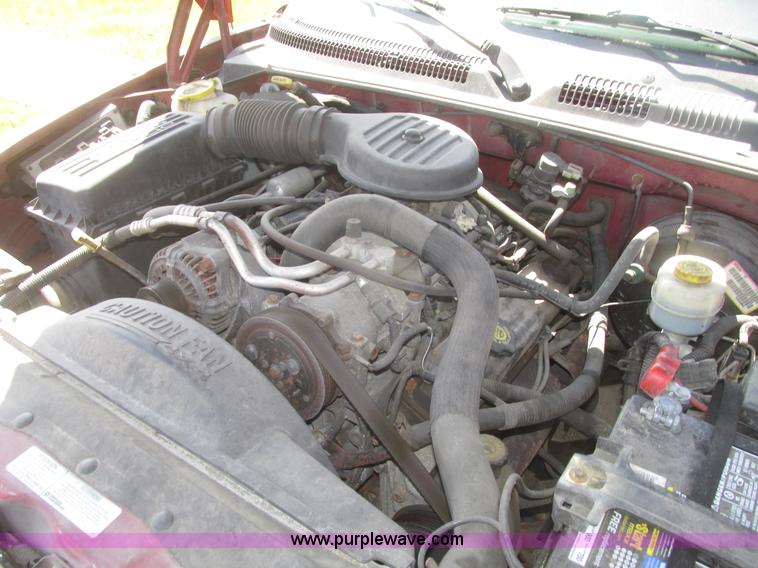 image for item H4652 1999 Dodge Durango SUV