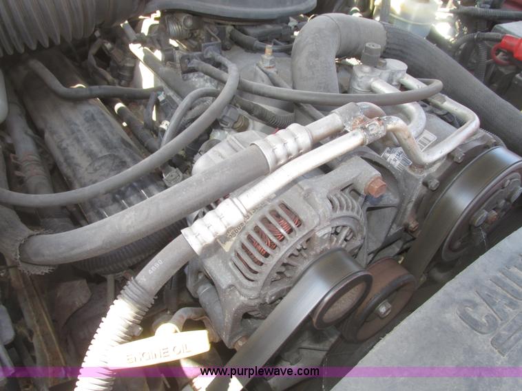 image for item H4652 1999 Dodge Durango SUV