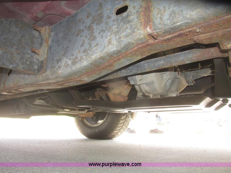 image for item H4652 1999 Dodge Durango SUV