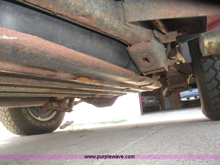 image for item H4652 1999 Dodge Durango SUV