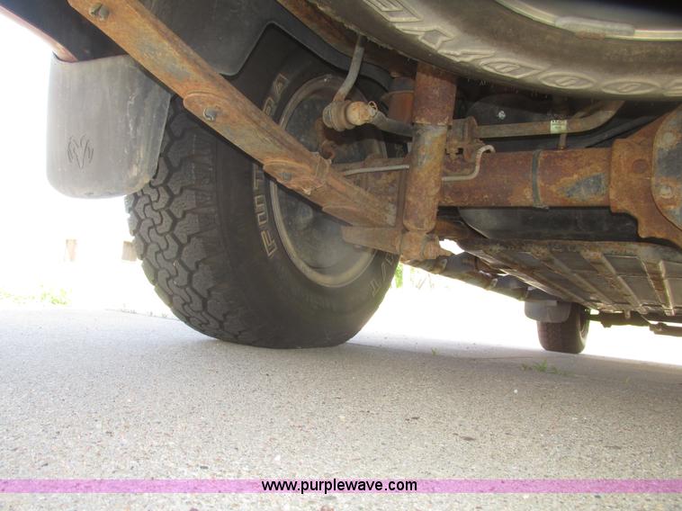 image for item H4652 1999 Dodge Durango SUV