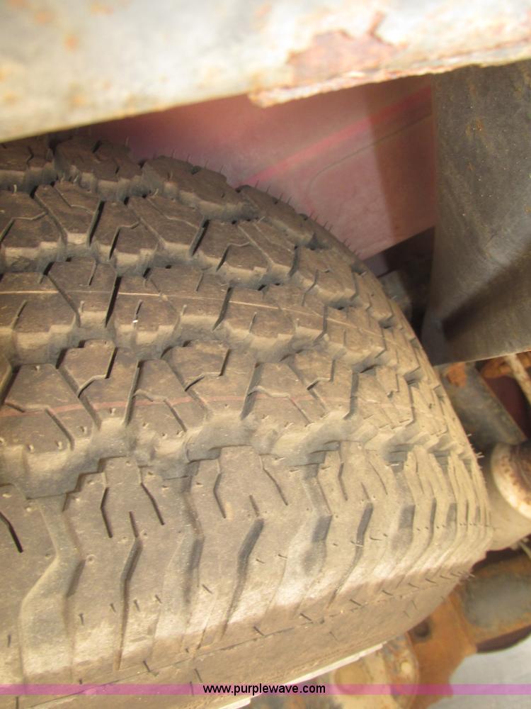 image for item H4652 1999 Dodge Durango SUV