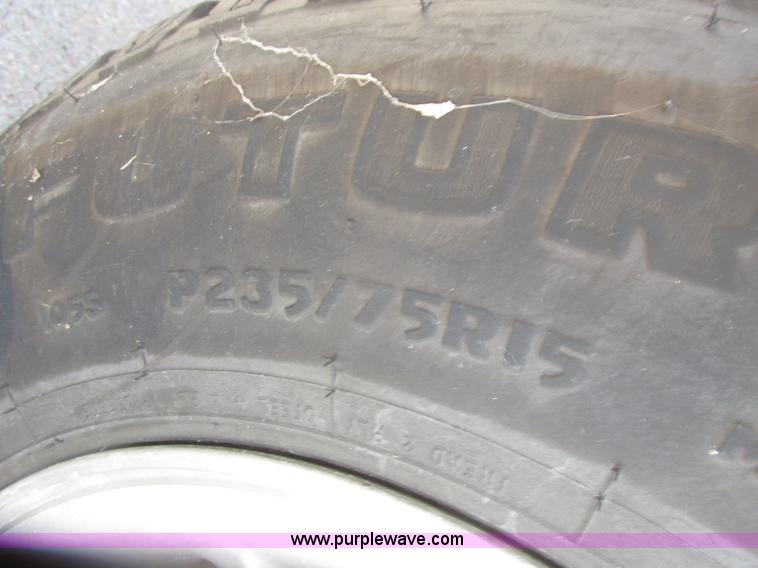 image for item H4652 1999 Dodge Durango SUV