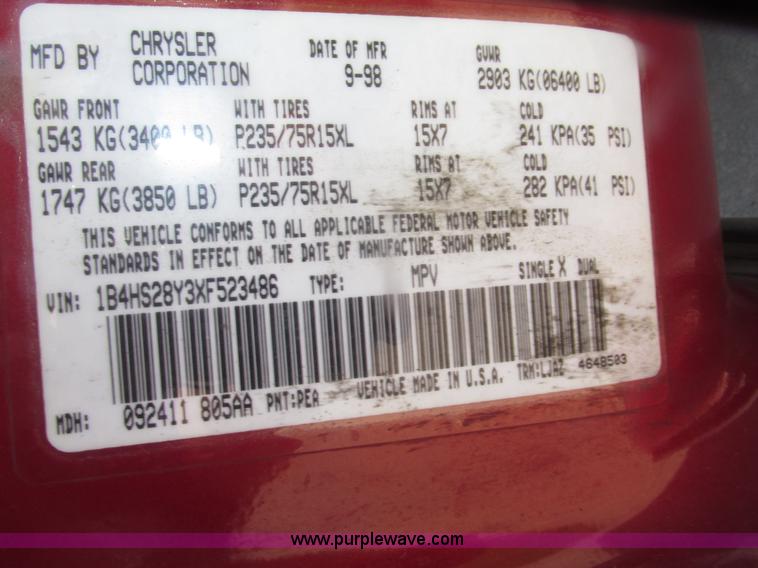 image for item H4652 1999 Dodge Durango SUV