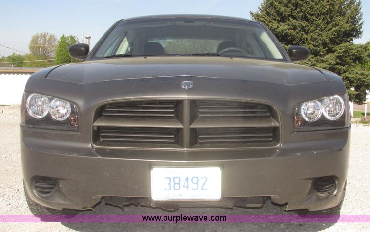 image for item H4654 2009 Dodge  Charger SE