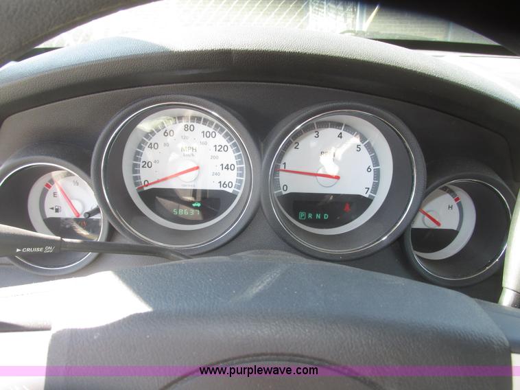 image for item H4654 2009 Dodge  Charger SE