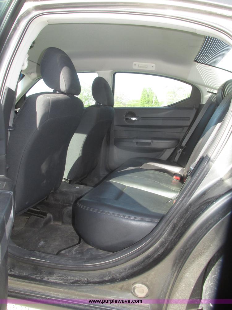image for item H4654 2009 Dodge  Charger SE