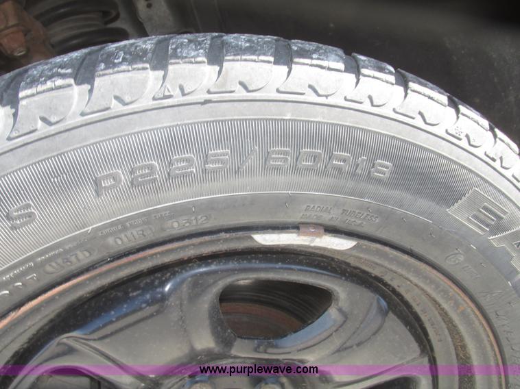 image for item H4654 2009 Dodge  Charger SE