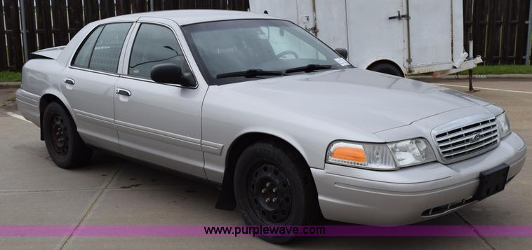 image for item H5091 2006 Ford Crown Victoria Police Interceptor