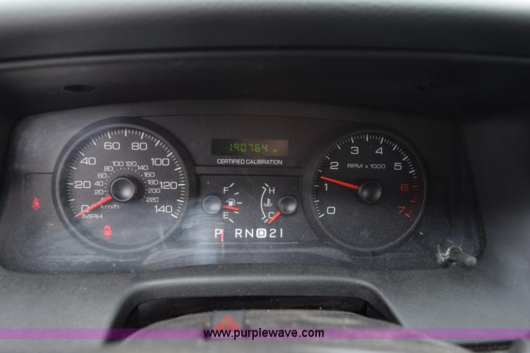 image for item H5091 2006 Ford Crown Victoria Police Interceptor