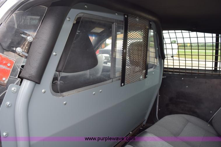 image for item H5091 2006 Ford Crown Victoria Police Interceptor