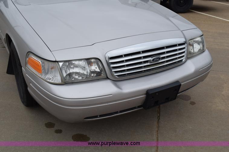 image for item H5091 2006 Ford Crown Victoria Police Interceptor