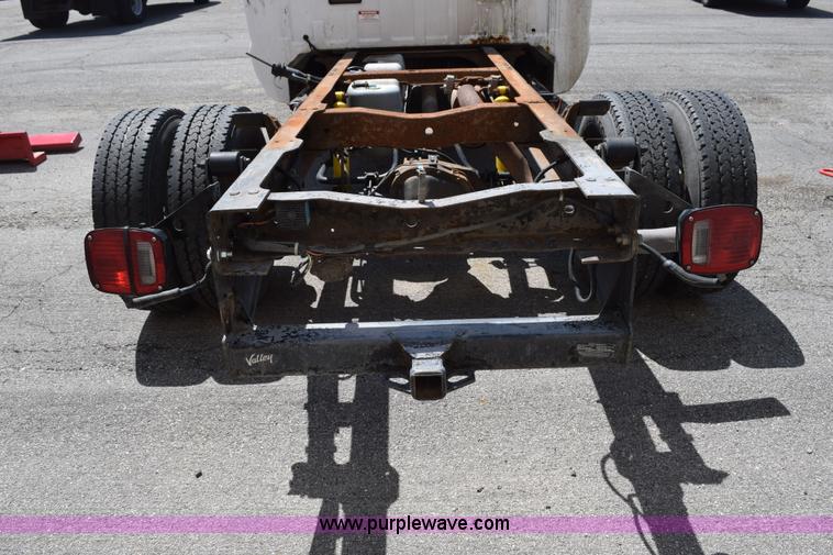 image for item H5148 2000 Ford F350 Super Duty pickup truck