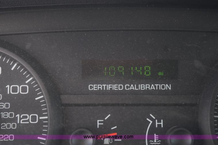 image for item H5149 2007 Ford Crown Victoria Police Interceptor