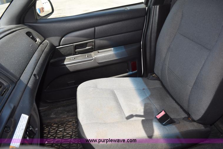 image for item H5149 2007 Ford Crown Victoria Police Interceptor