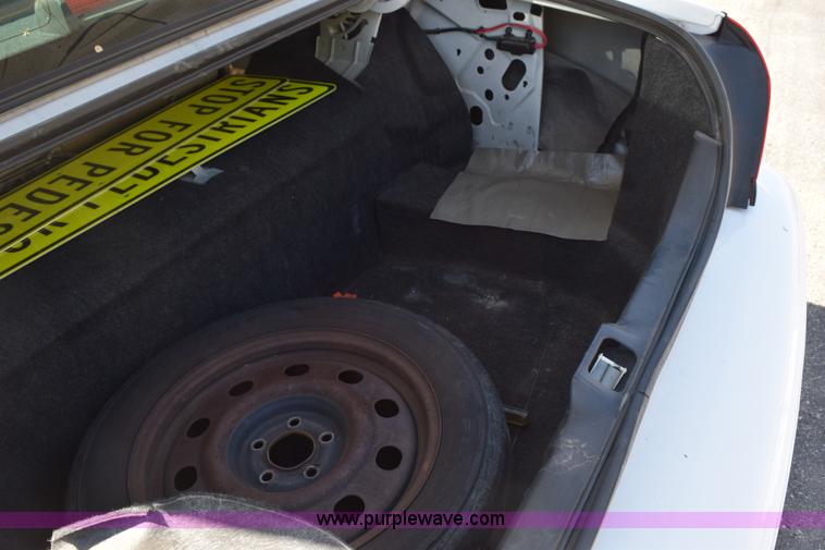 image for item H5149 2007 Ford Crown Victoria Police Interceptor