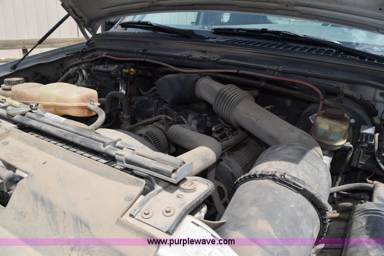 image for item H5151 2000 Ford F350 Super Duty flatbed pickup truck